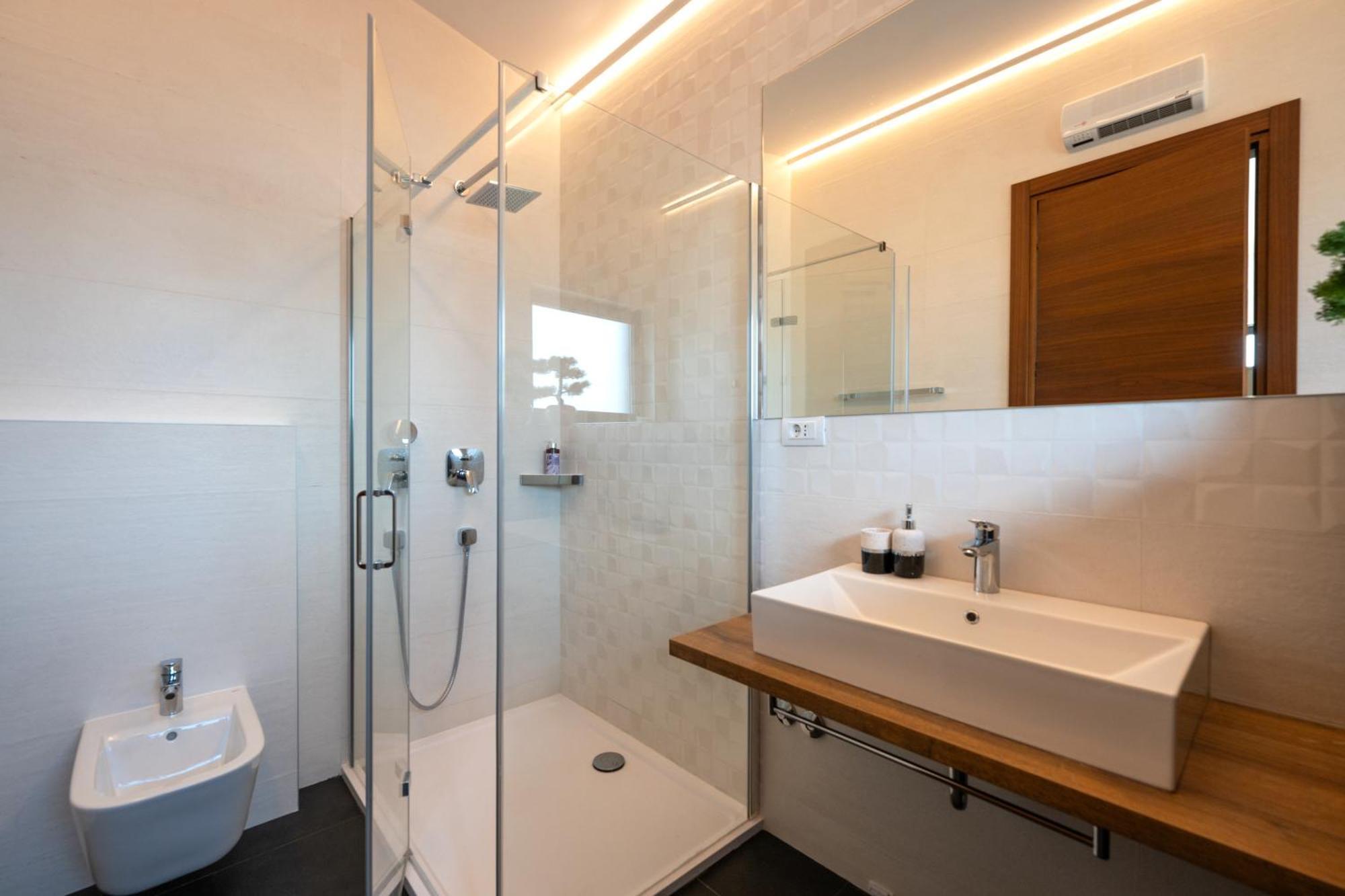 Martincic Residence - 5 Stars Luxury With Pool Heating On 4000M2 Rakalj Exterior photo