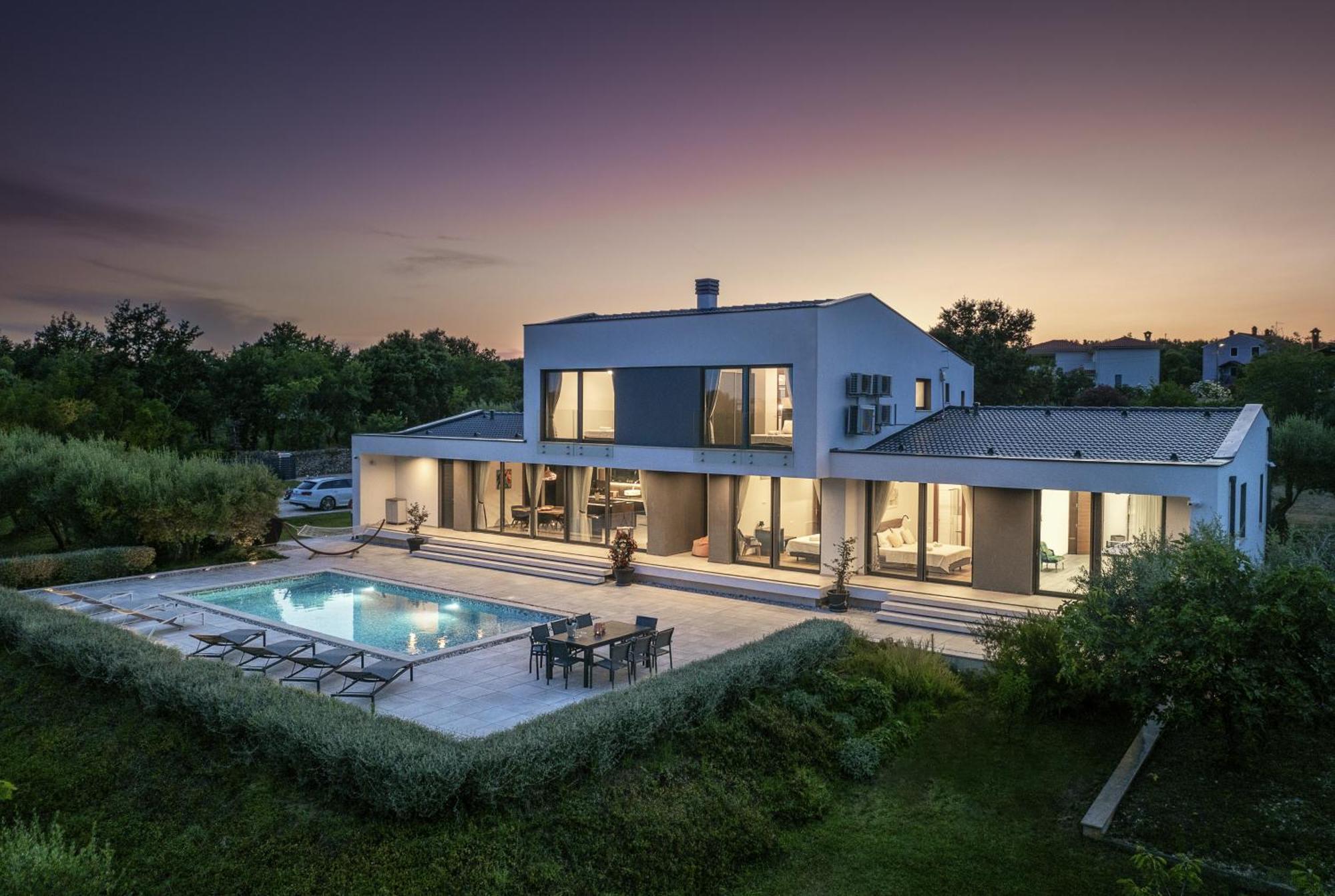 Martincic Residence - 5 Stars Luxury With Pool Heating On 4000M2 Rakalj Exterior photo